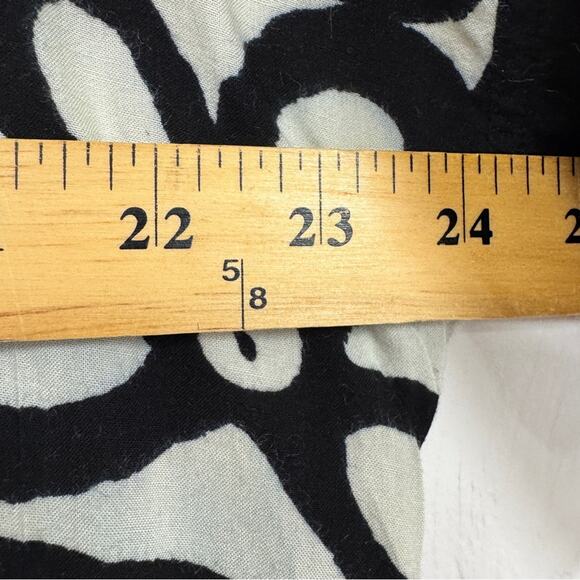 Morton Myles For The Warrens Black White Pink Abstract Print Blouse Womens M - Picture 7 of 9